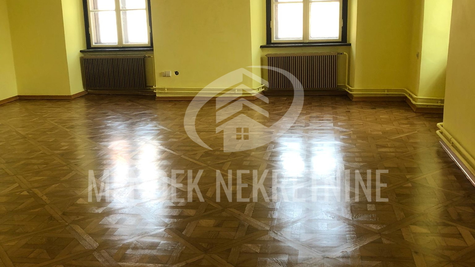 Commercial Property, 125 m2, For Rent, Varaždin - Centar